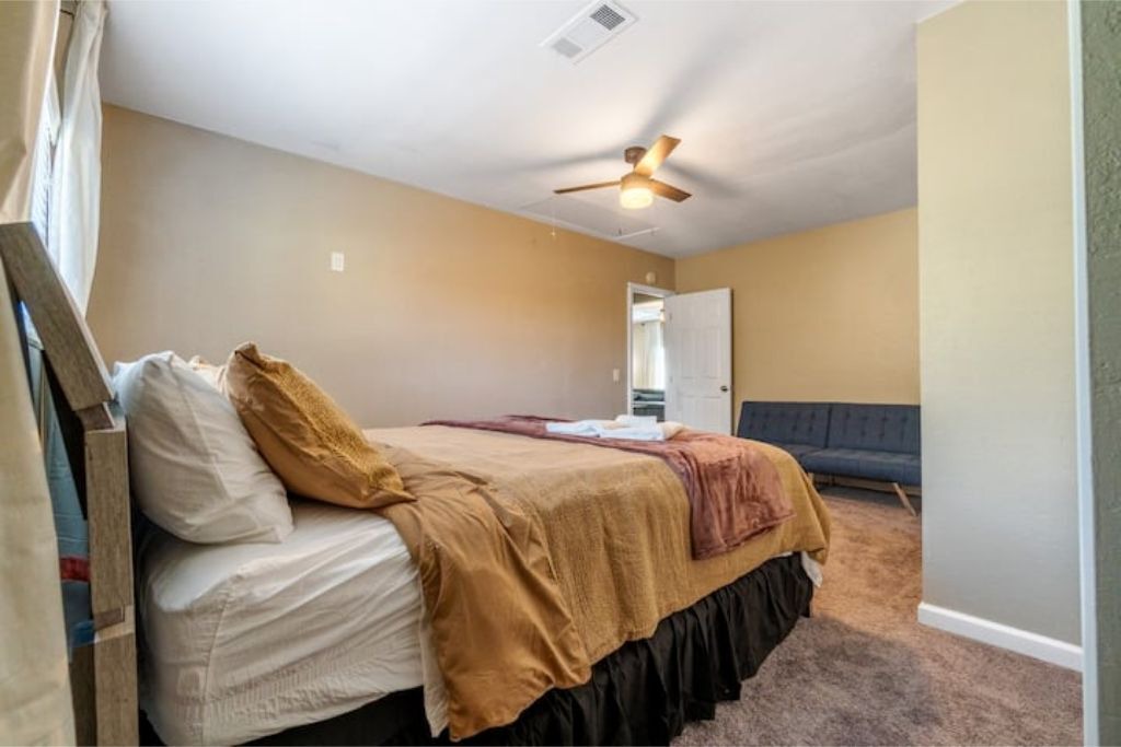 Photo of Bedroom in Exeter