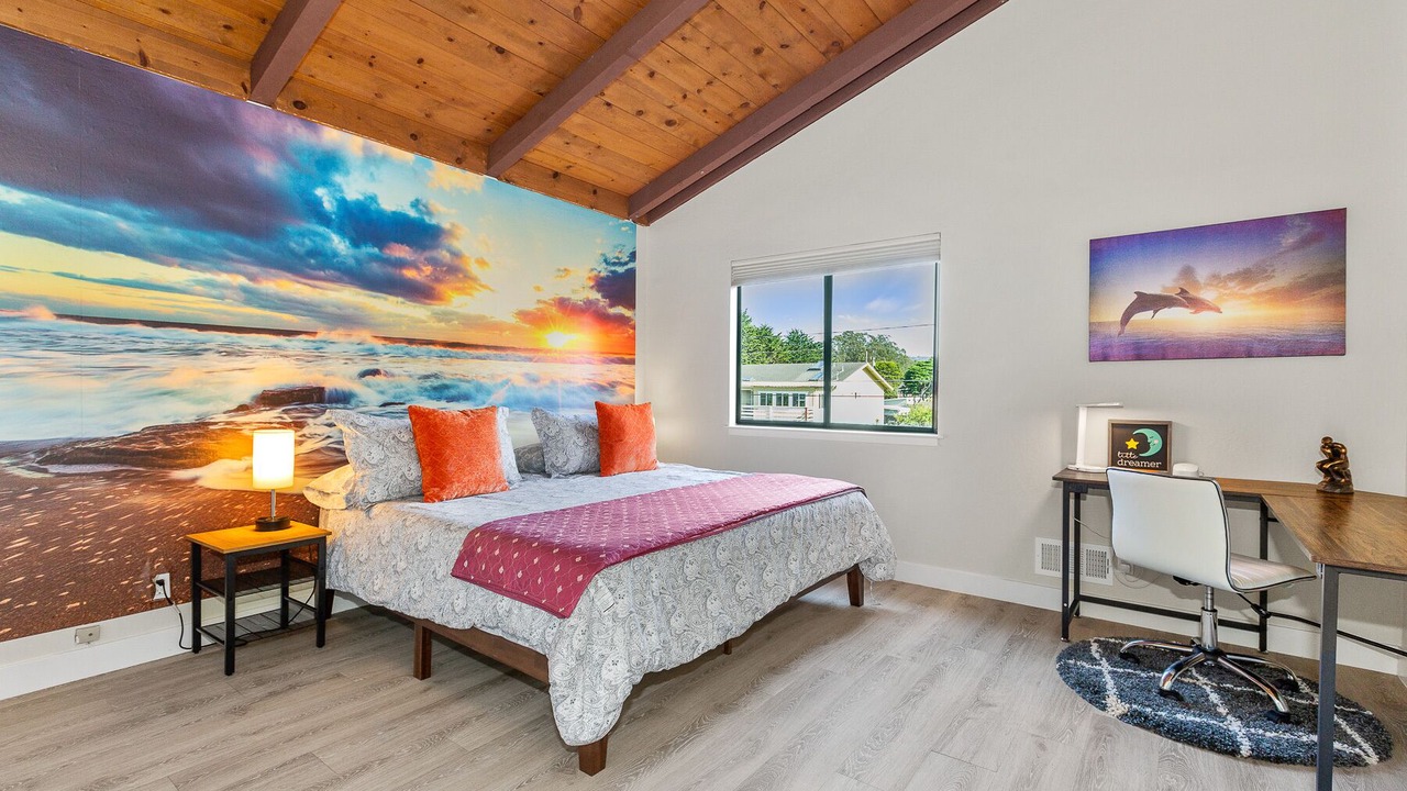 Photo of Bedroom in Moss Beach