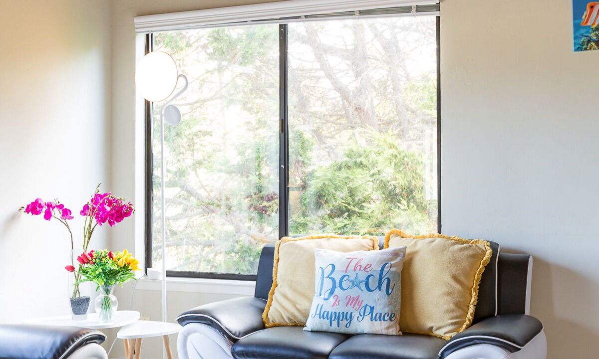 Photo of Livingroom in Moss Beach