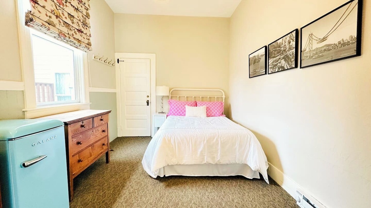 Photo of Bedroom in Duboce Triangle
