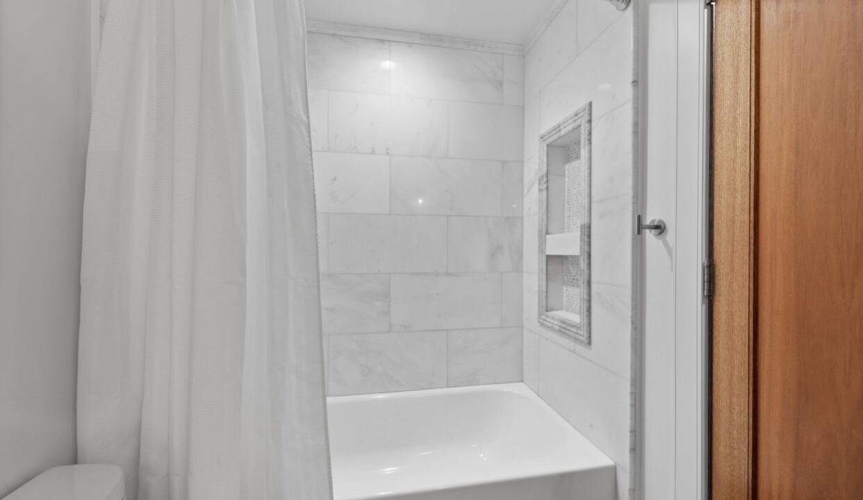 Photo of Bathroom in Toro Canyon