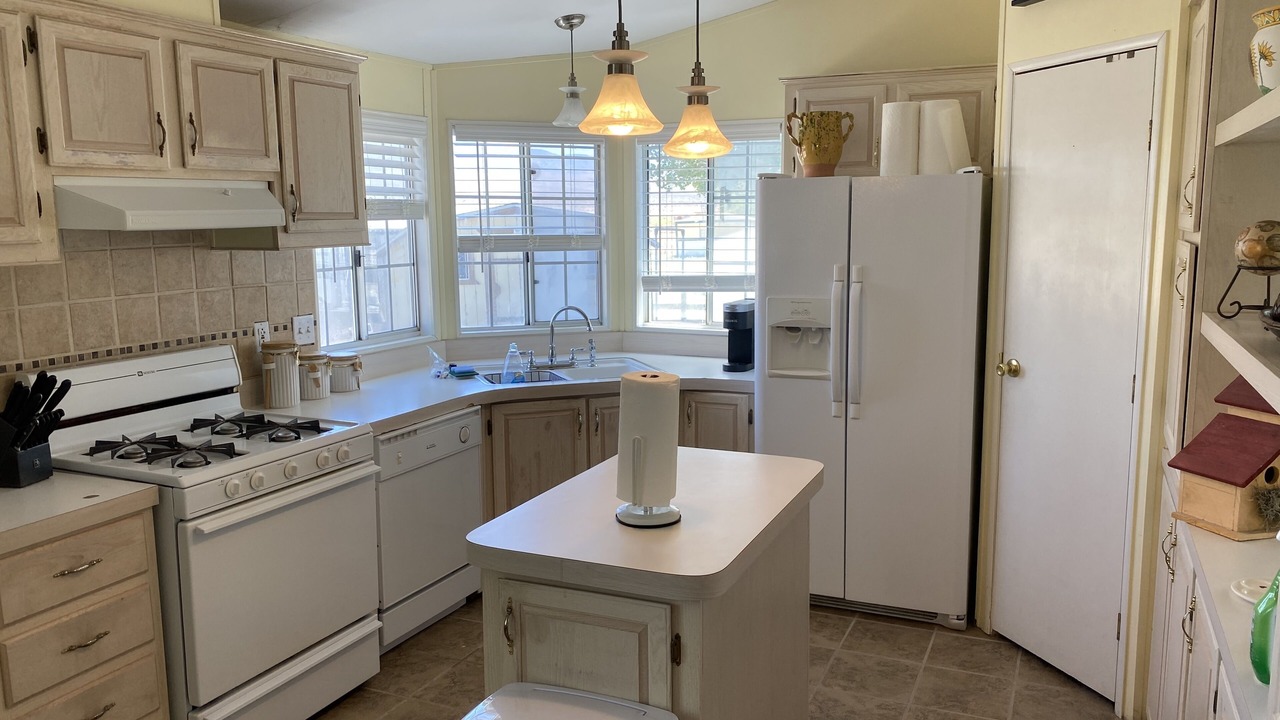 Photo of Kitchen in Olancha