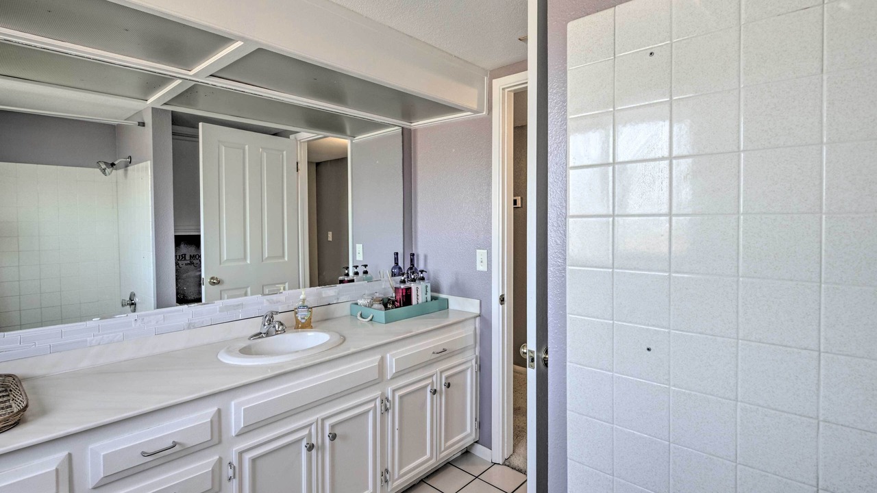 Photo of Bathroom in Mesa Rock