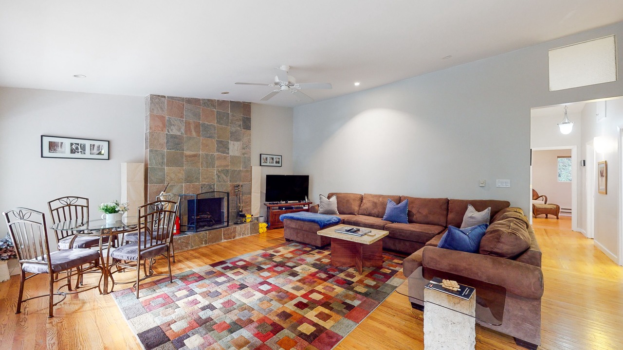 Photo of Livingroom in Rio Nido