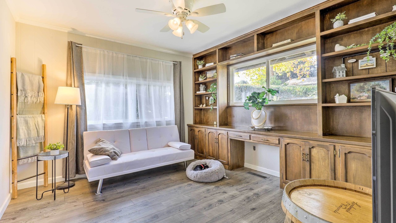 Photo of Livingroom in Petaluma