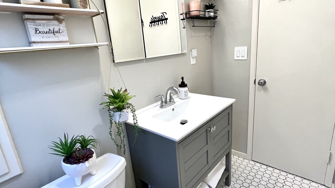 Photo of Bathroom in Belmont Heights