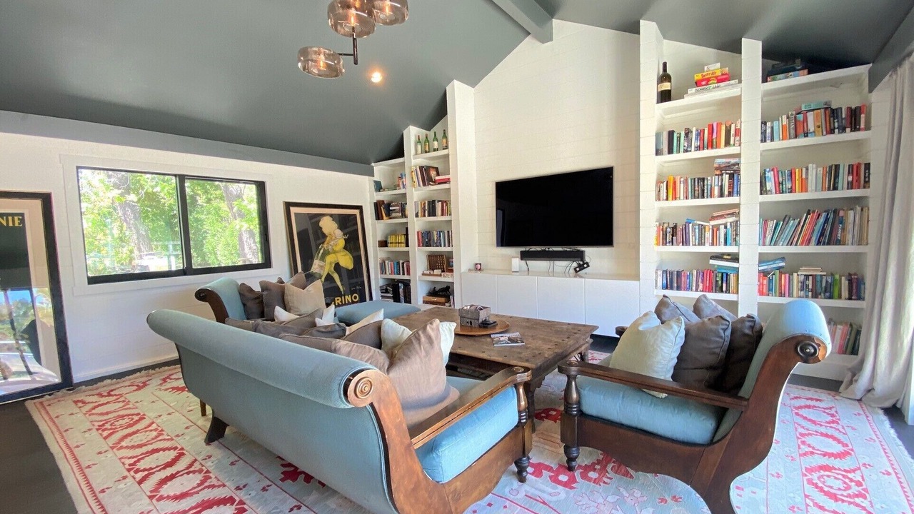 Photo of Bedroom in Los Olivos