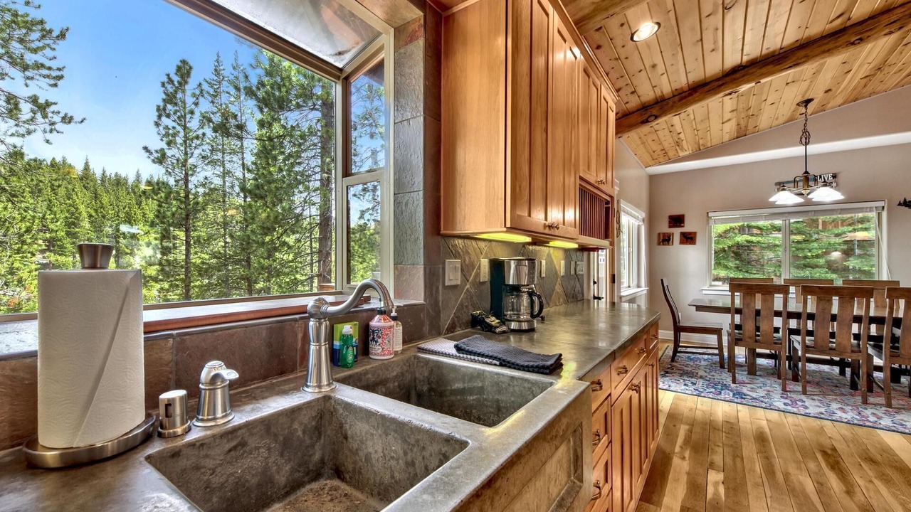 Photo of Kitchen in Tahoe Paradise