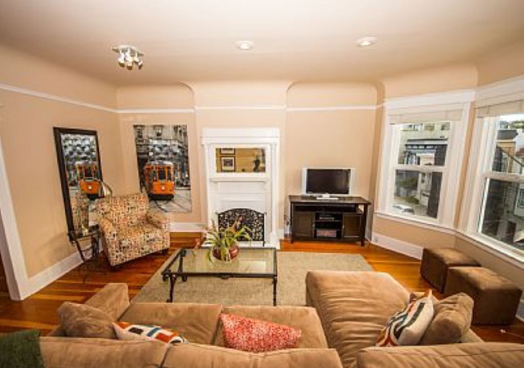 Photo of Livingroom in Cow Hollow