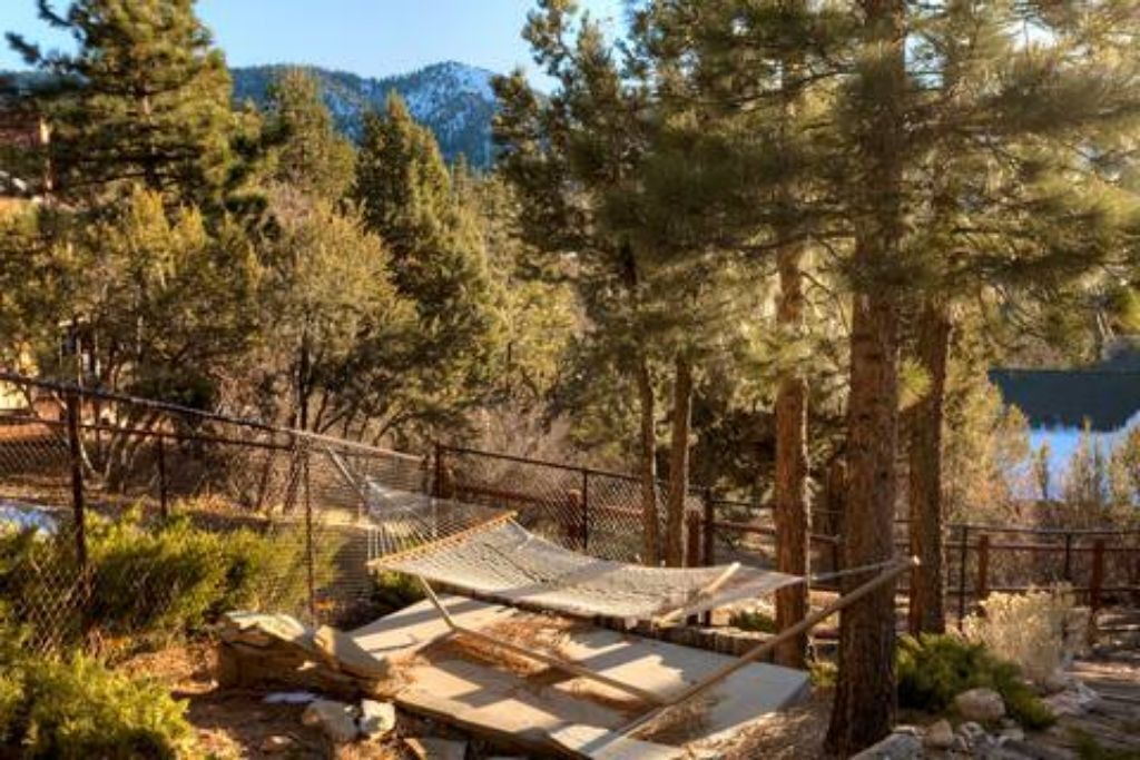 Photo of Outdoor in Upper Moonridge