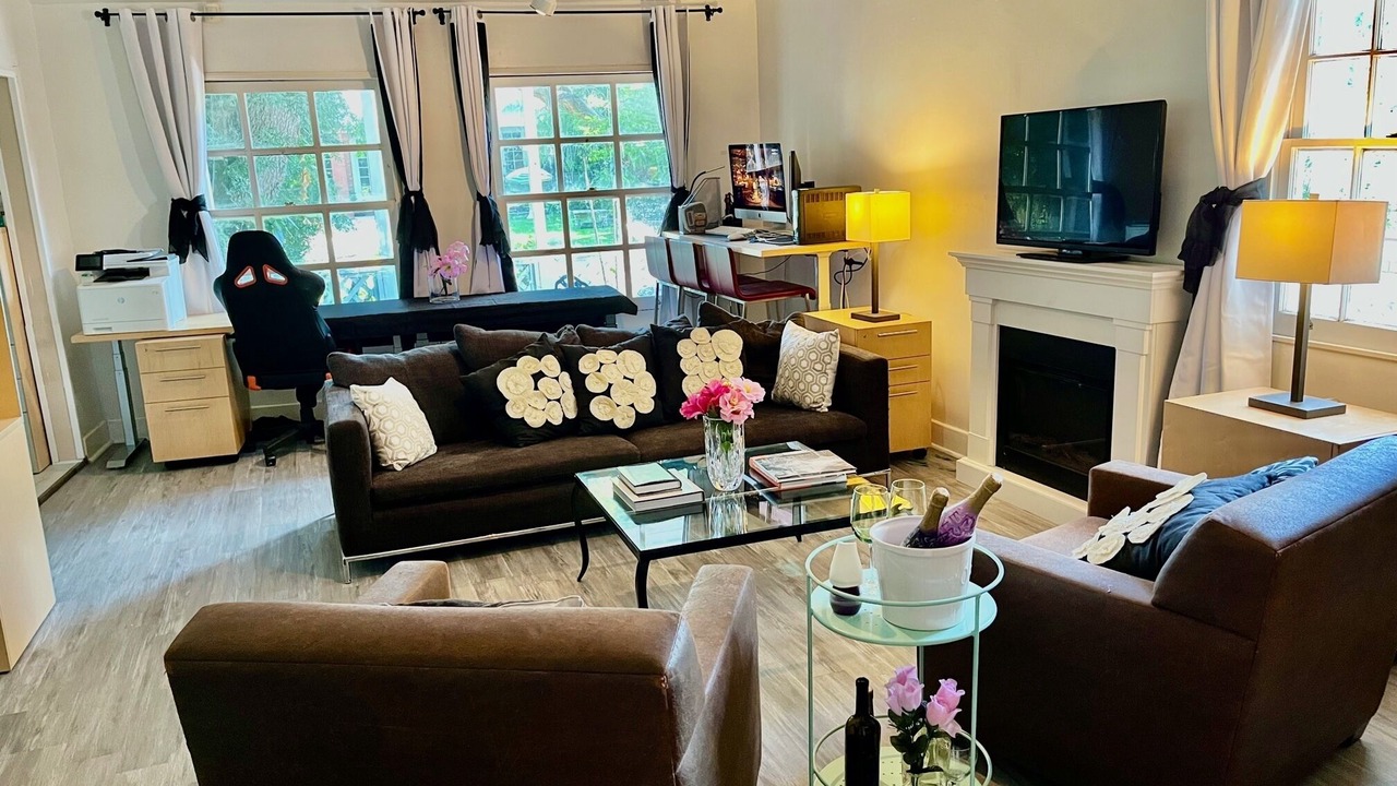 Photo of Livingroom in The Flats
