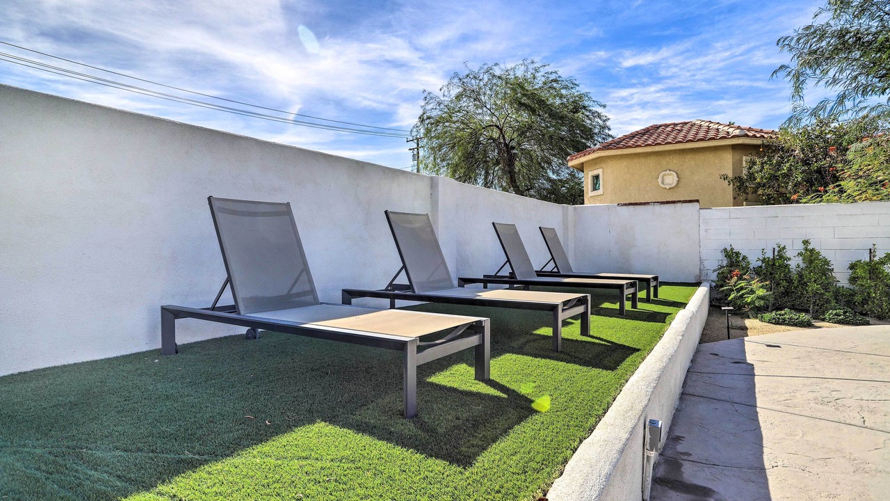 Photo of Patio Balcony in Palm Desert