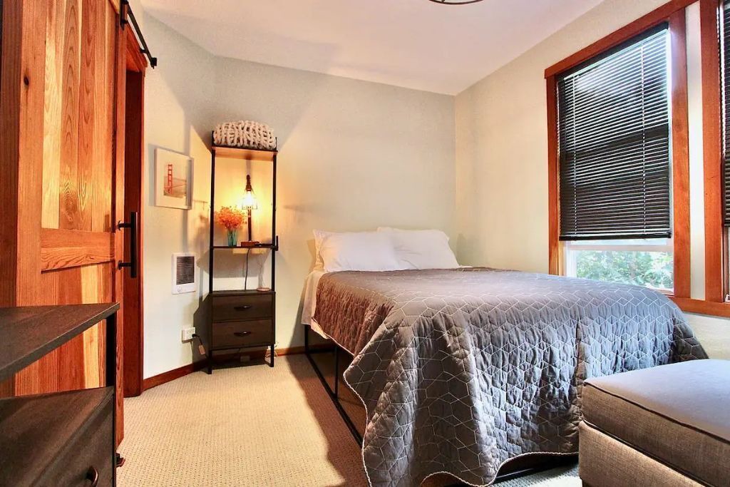 Photo of Bedroom in Guerneville