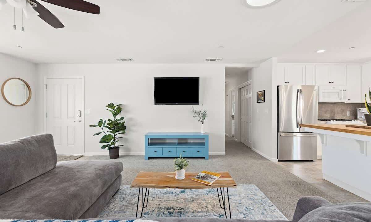 Photo of Livingroom in Visalia
