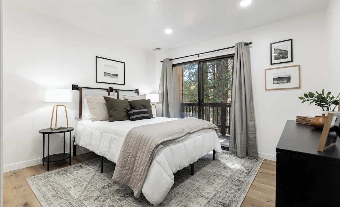 Photo of Bedroom in Shaver Lake