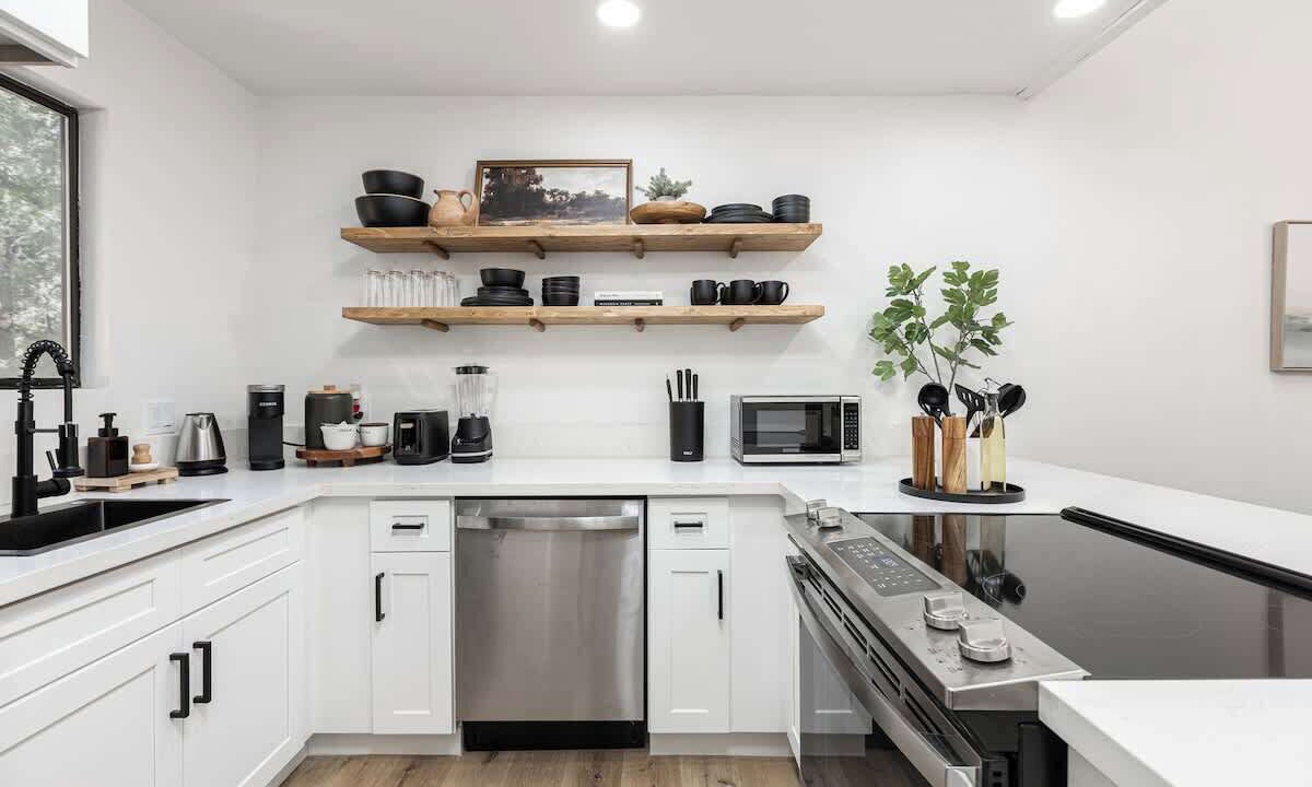Photo of Kitchen in Shaver Lake
