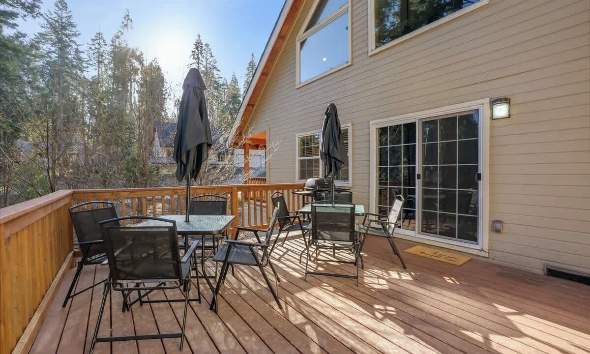 Photo of Outdoor in Sierra Cedars