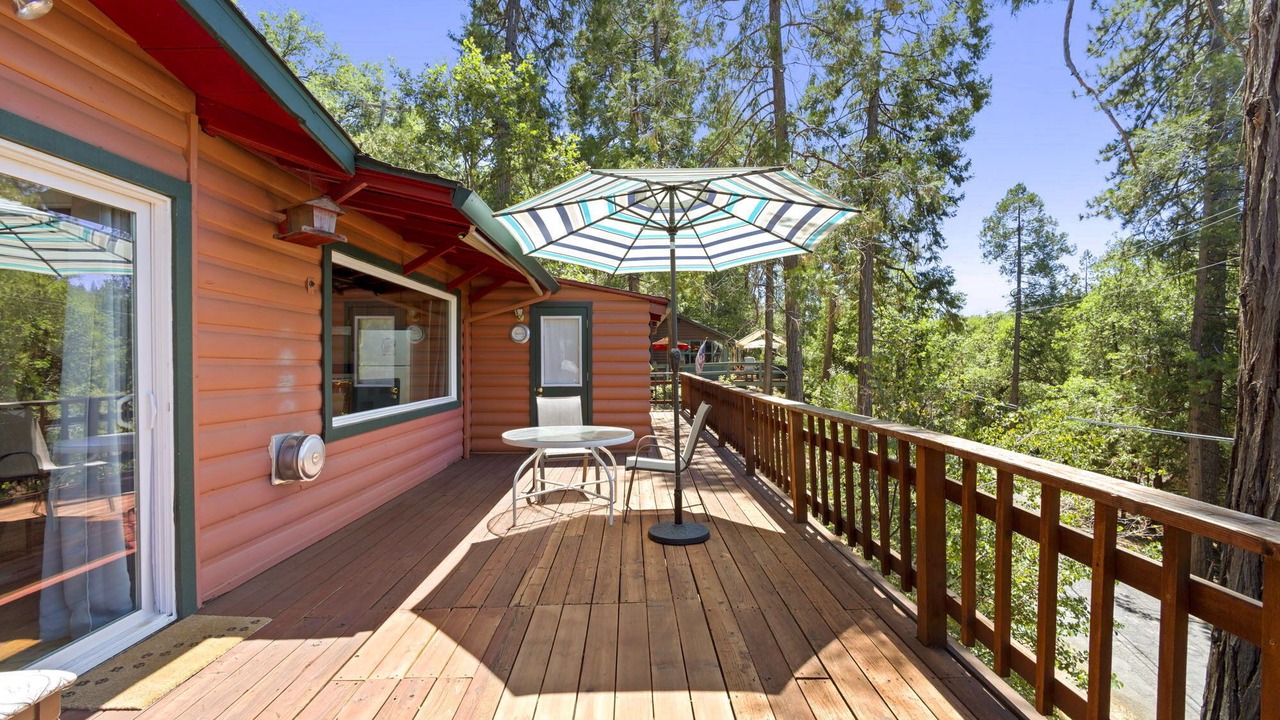Photo of Patio Balcony in Twain Harte