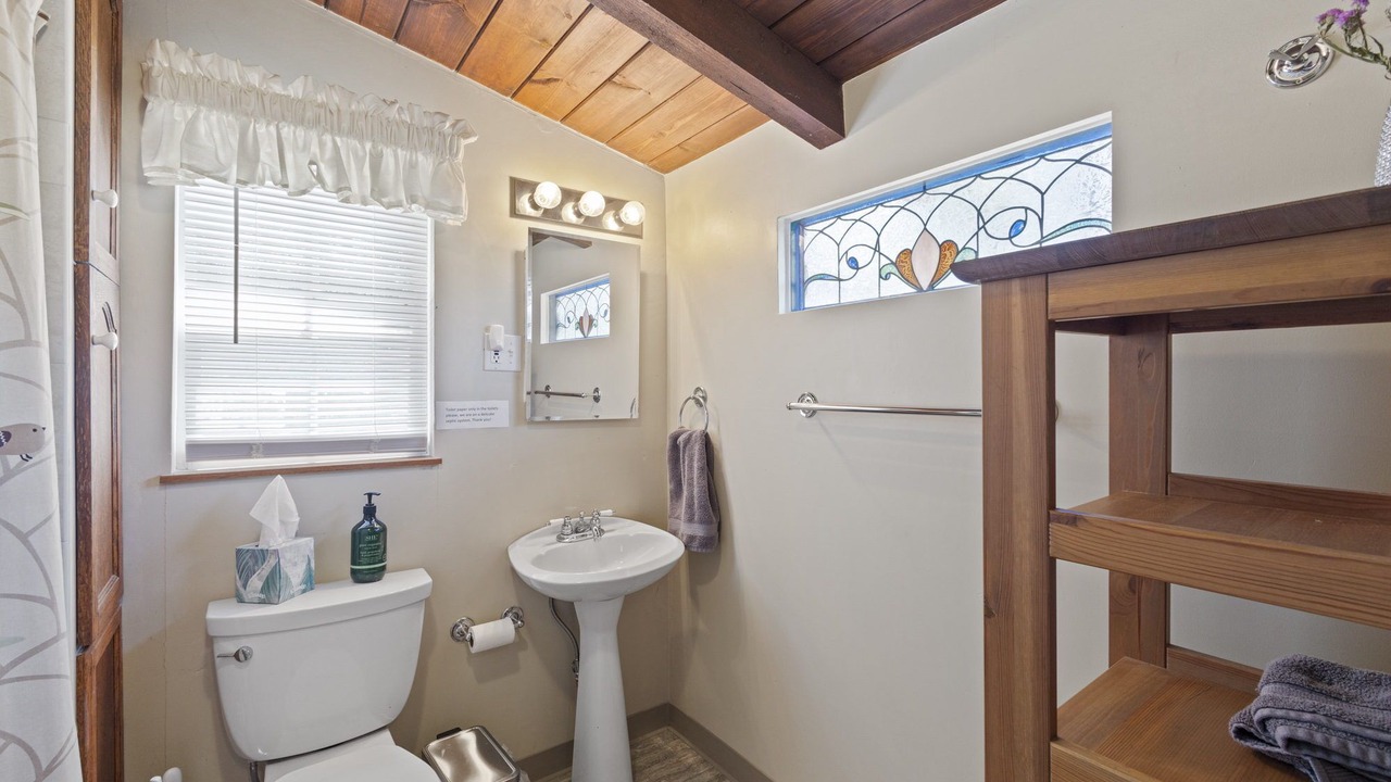 Photo of Bathroom in Twain Harte
