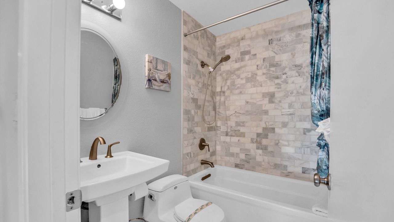 Photo of Bathroom in Ardenwood