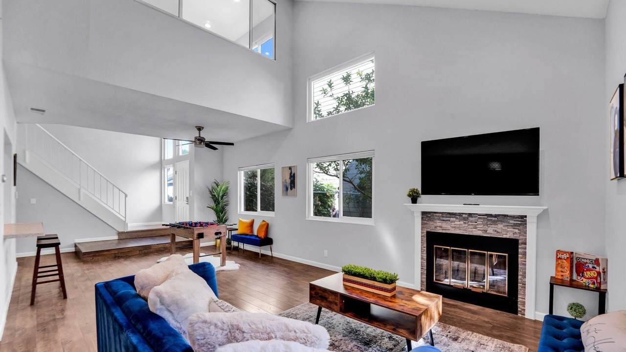 Photo of Livingroom in Ardenwood