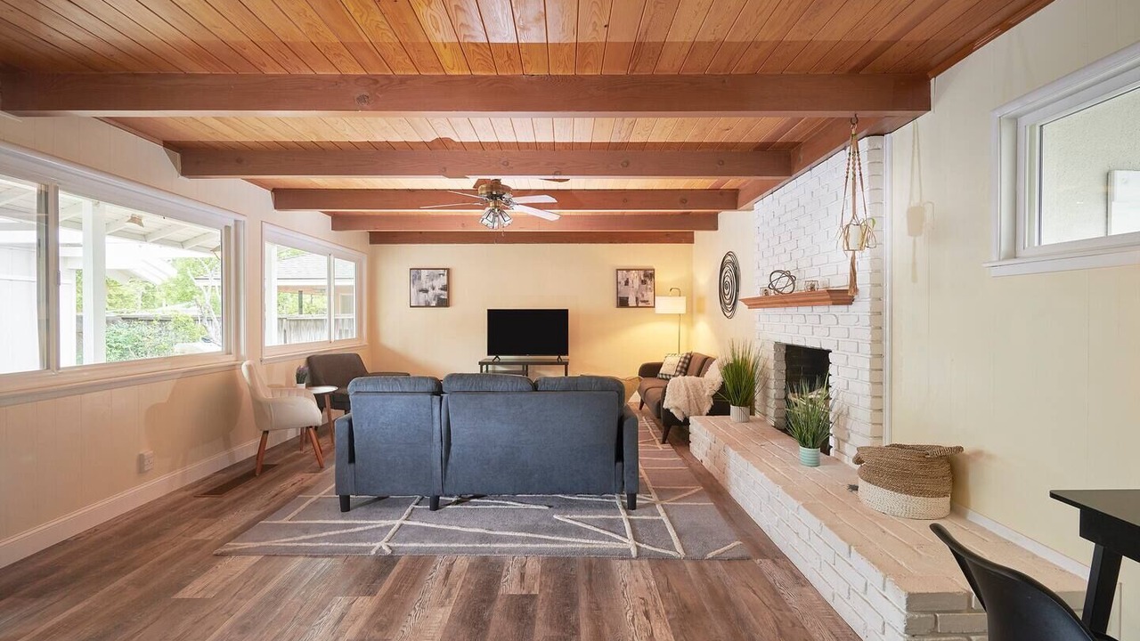 Photo of Livingroom in Raisin