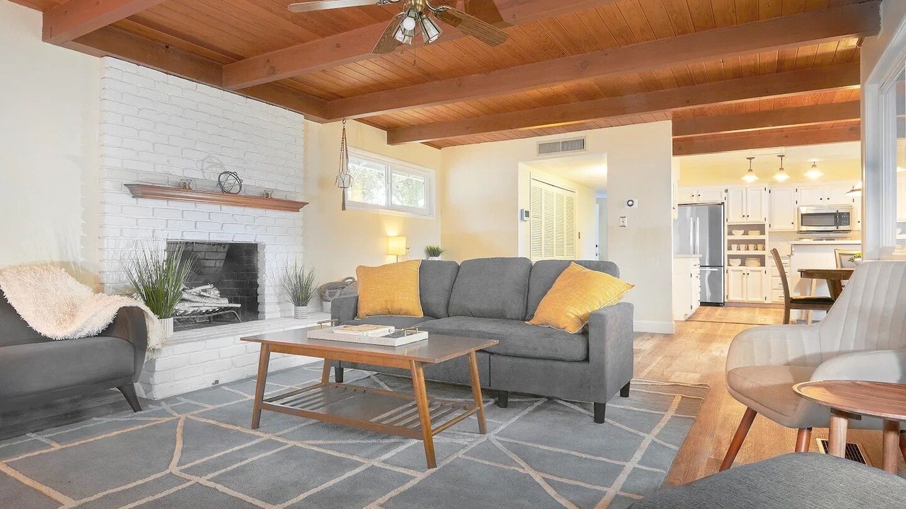 Photo of Livingroom in Raisin