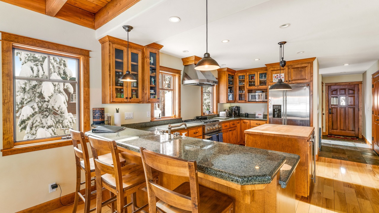Photo of Kitchen in Serene Lakes