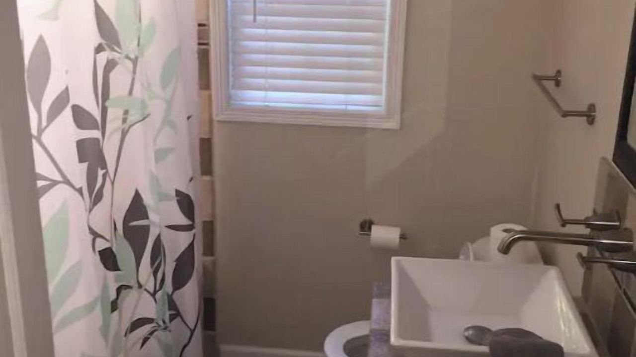 Photo of Bathroom in Arden-Arcade