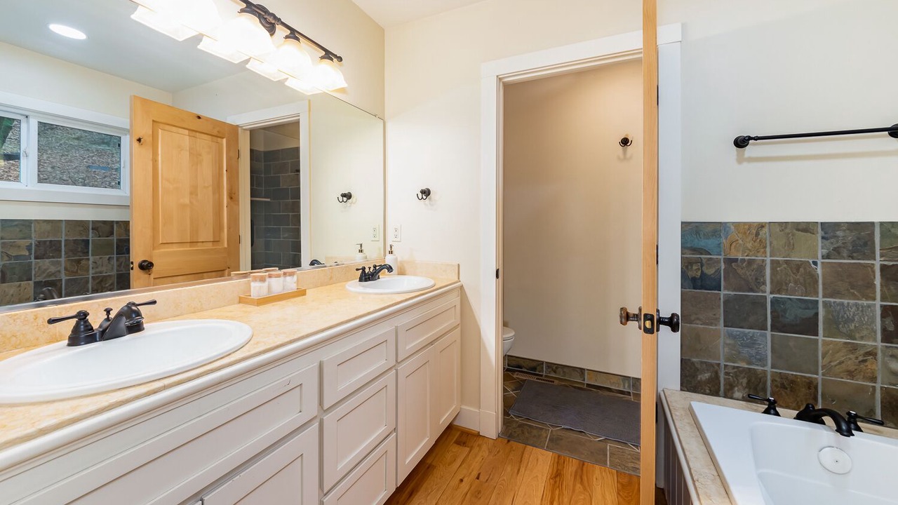 Photo of Bathroom in Forest Meadows