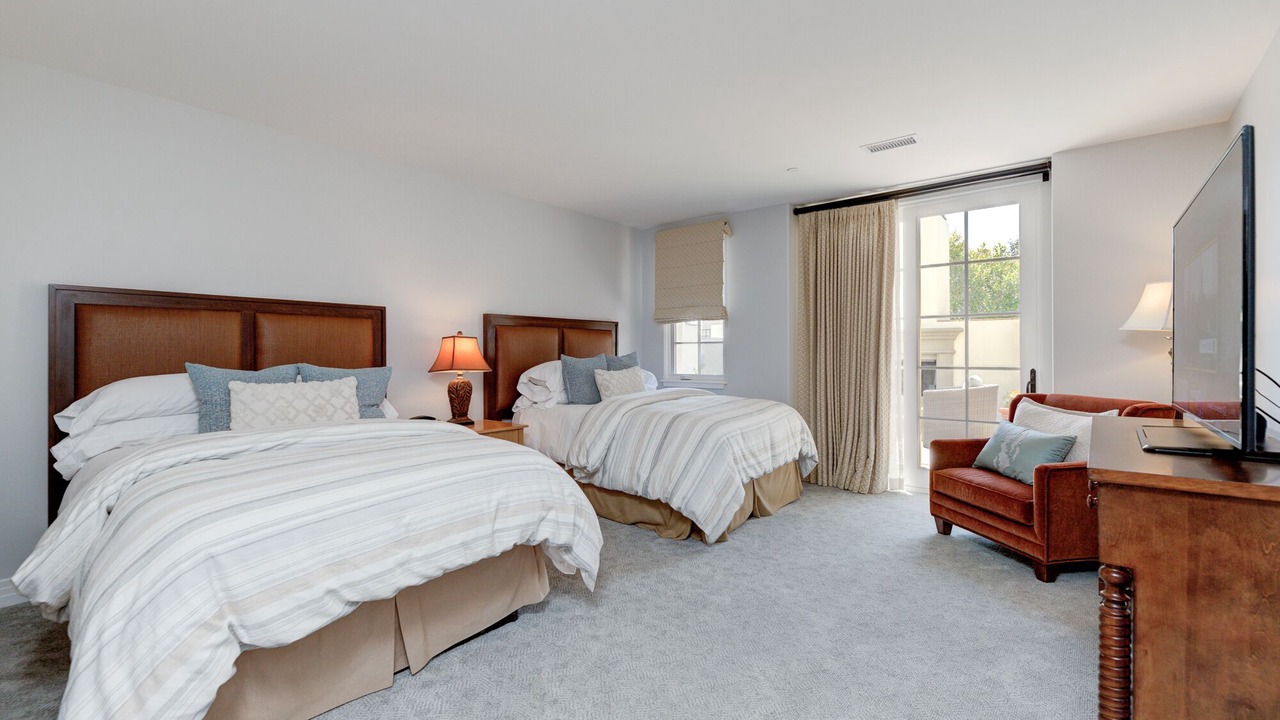 Photo of Bedroom in Rancho Palos Verdes