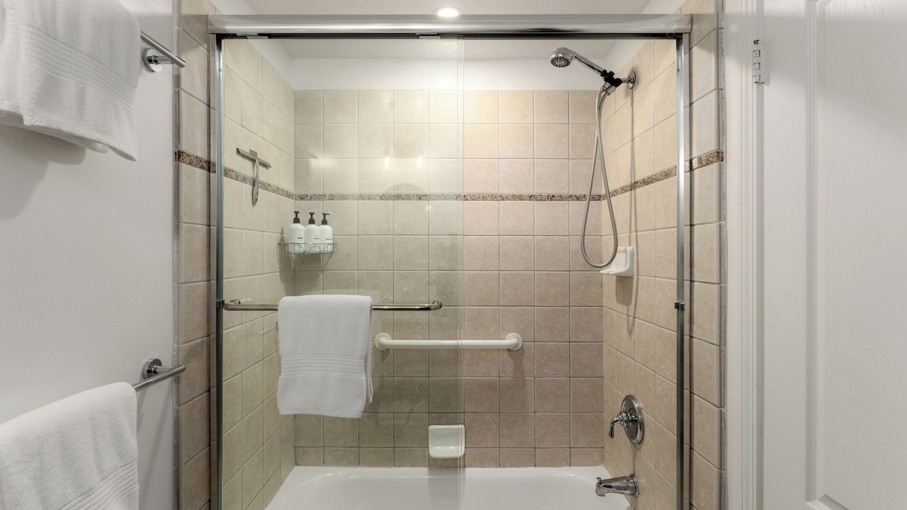 Photo of Bathroom in South Mission Beach