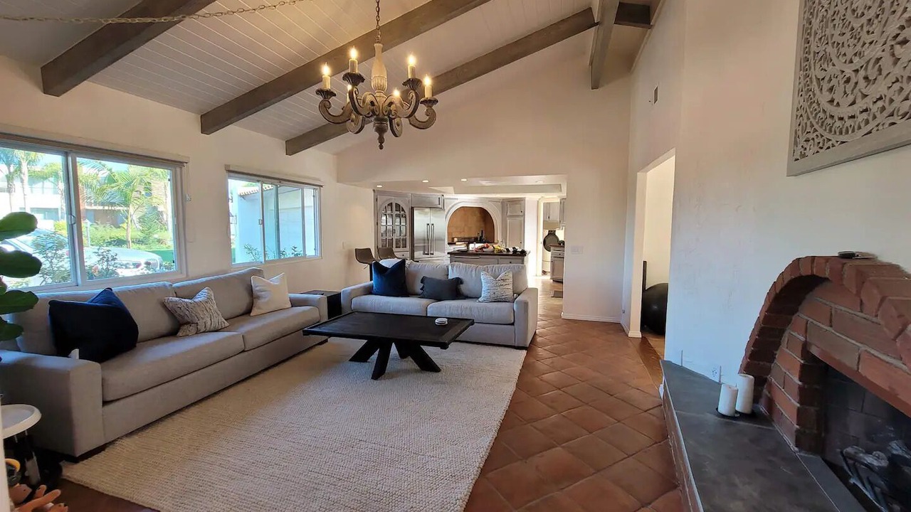Photo of Livingroom in Santa Barbara