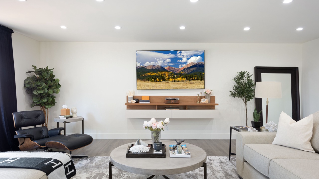 Photo of Livingroom in Sunland-Tujunga