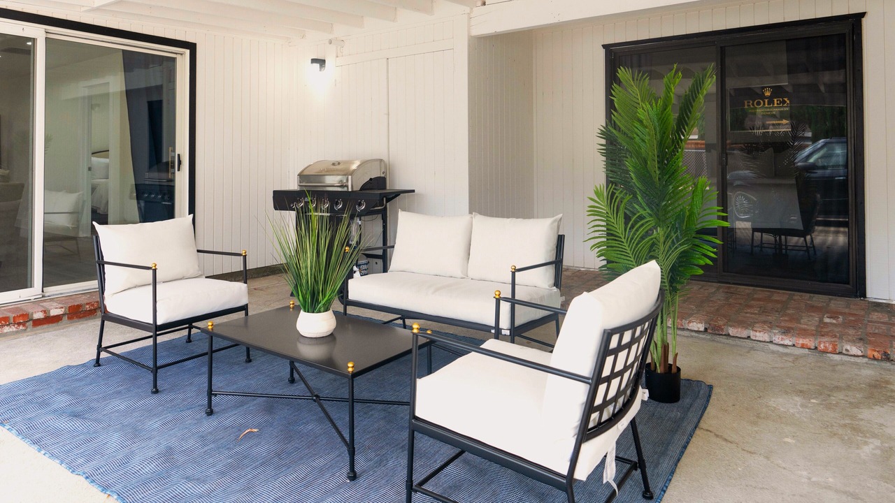 Photo of Patio Balcony in Sunland-Tujunga