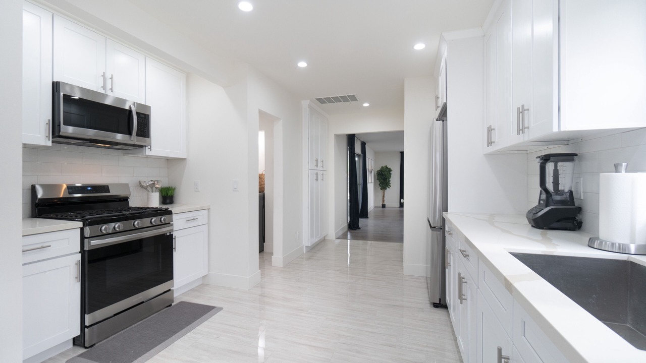 Photo of Kitchen in Sunland-Tujunga