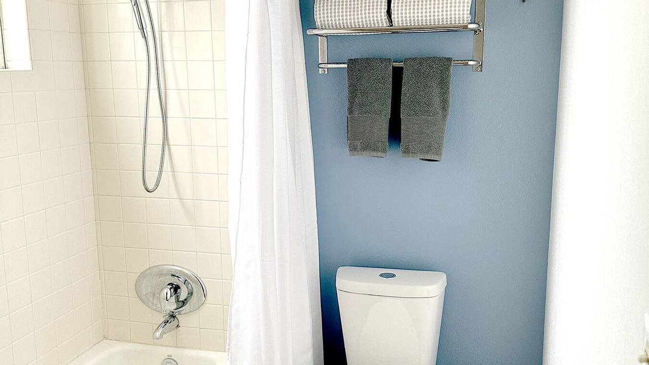 Photo of Bathroom in Los Olivos