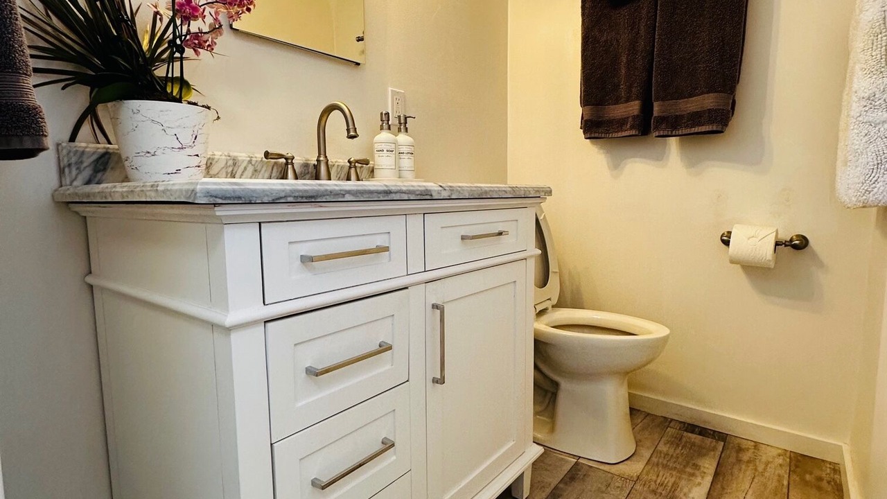 Photo of Bathroom in Mira Monte