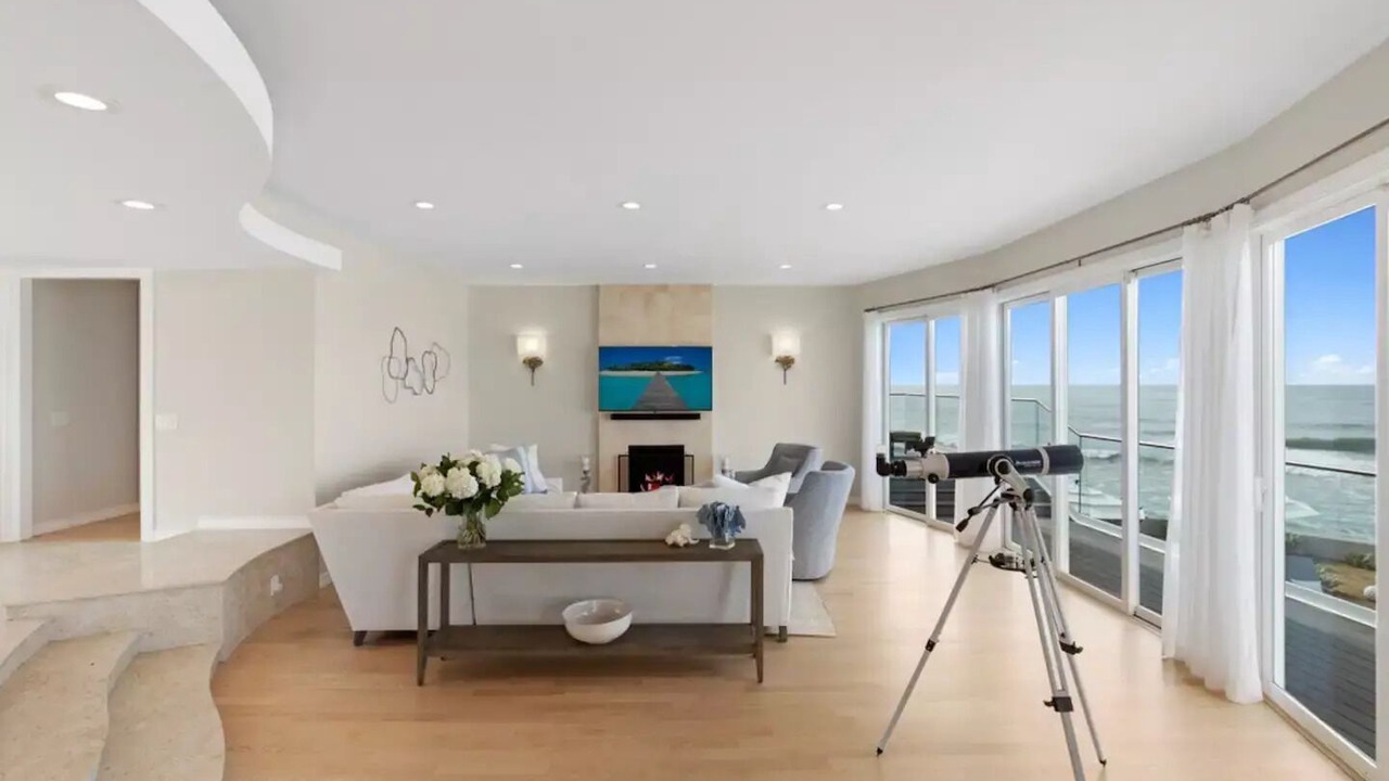 Photo of Livingroom in Lower Hermosa