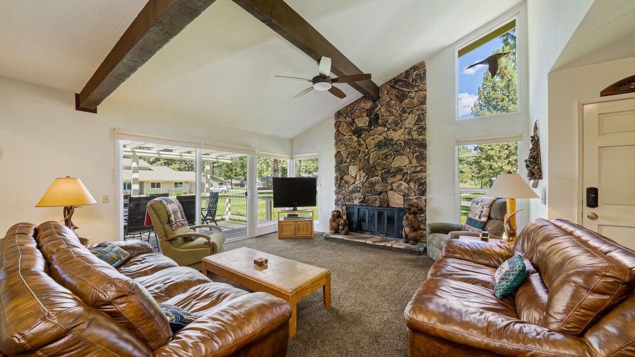 Photo of Bedroom in Plumas Eureka Estates
