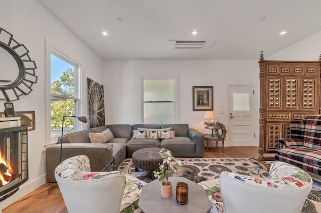 Photo of Livingroom in Petaluma