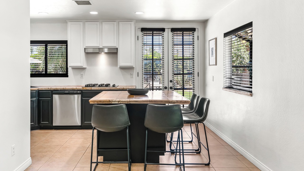 Photo of Kitchen in Magnesia Falls Cove