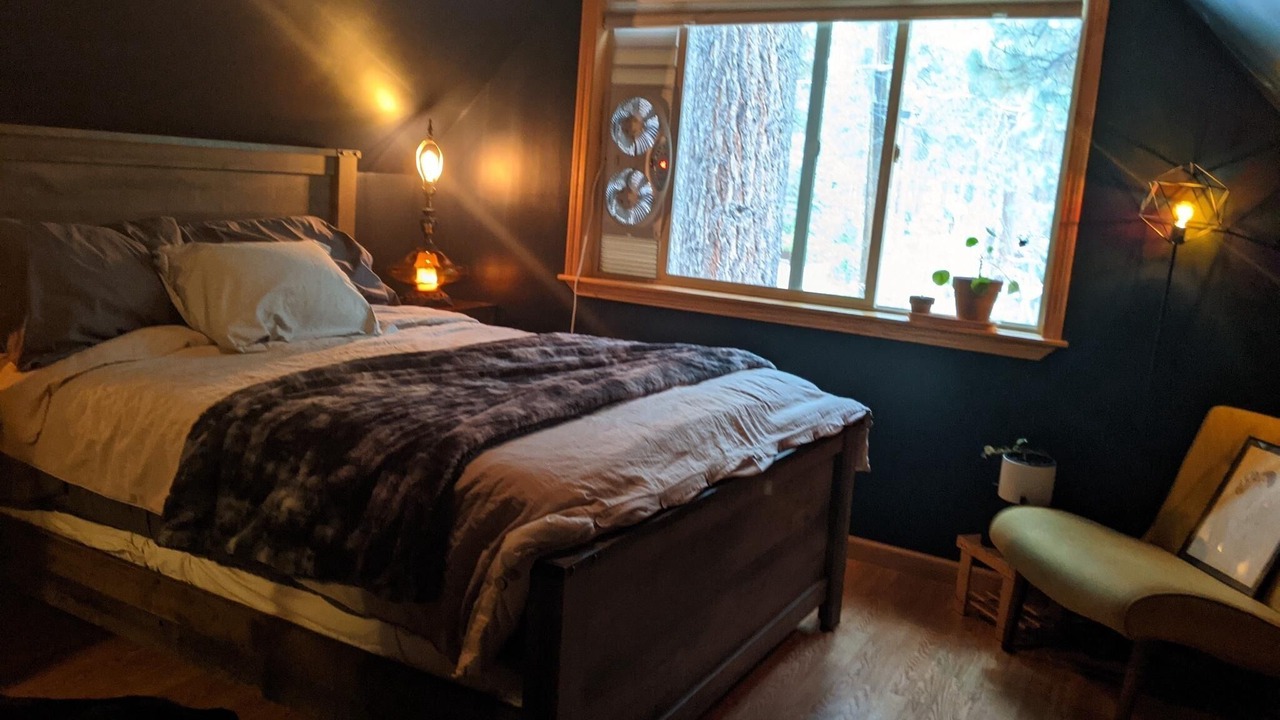 Photo of Bedroom in Al Tahoe