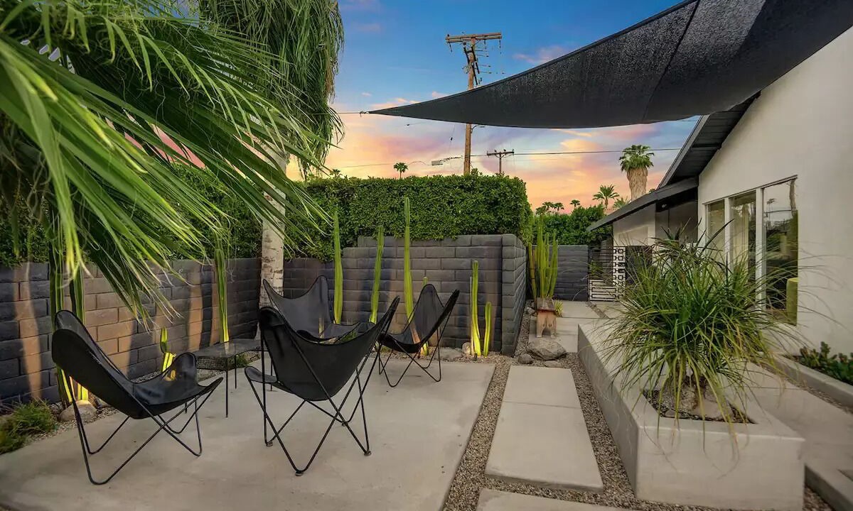 Photo of Patio Balcony in Deep Well Ranch