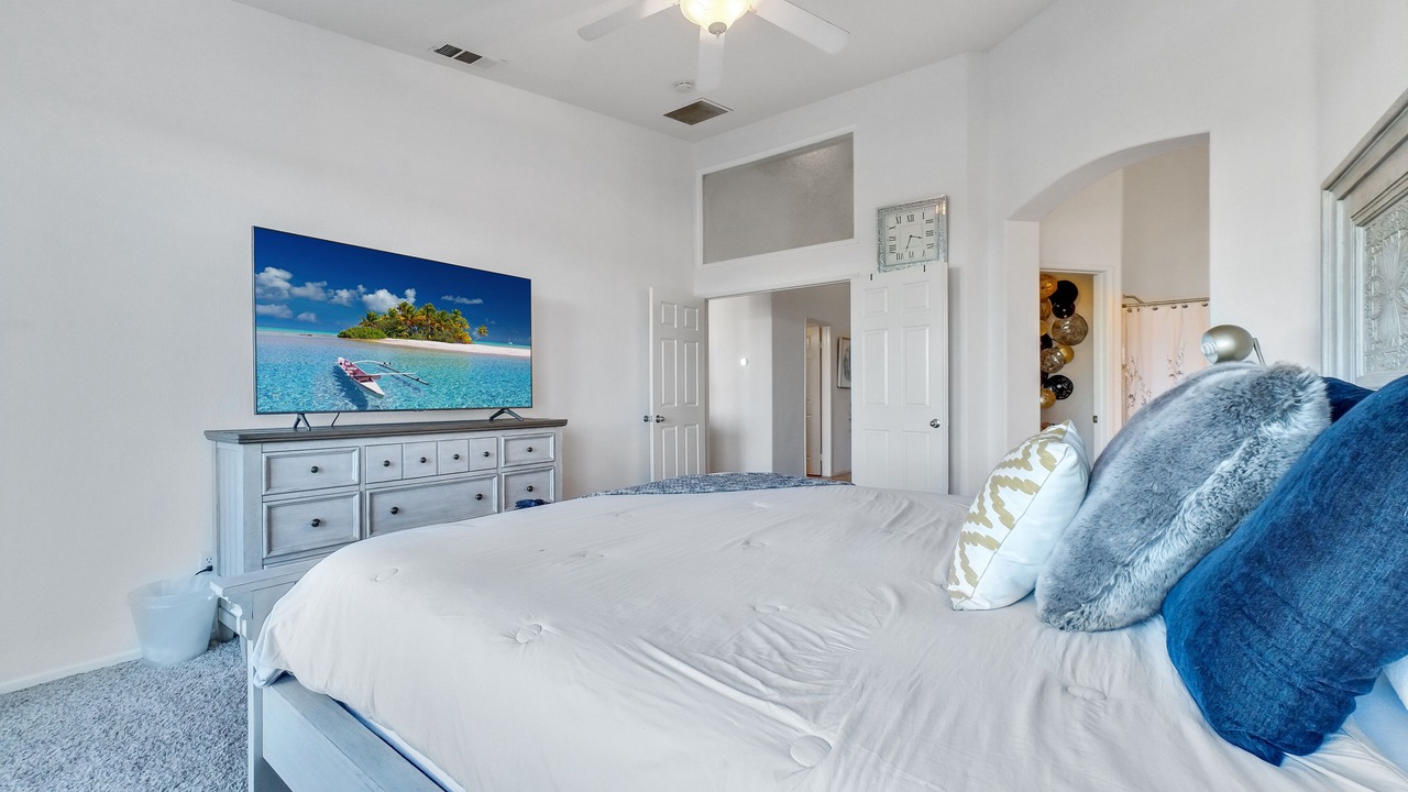 Photo of Bedroom in Lake Elsinore