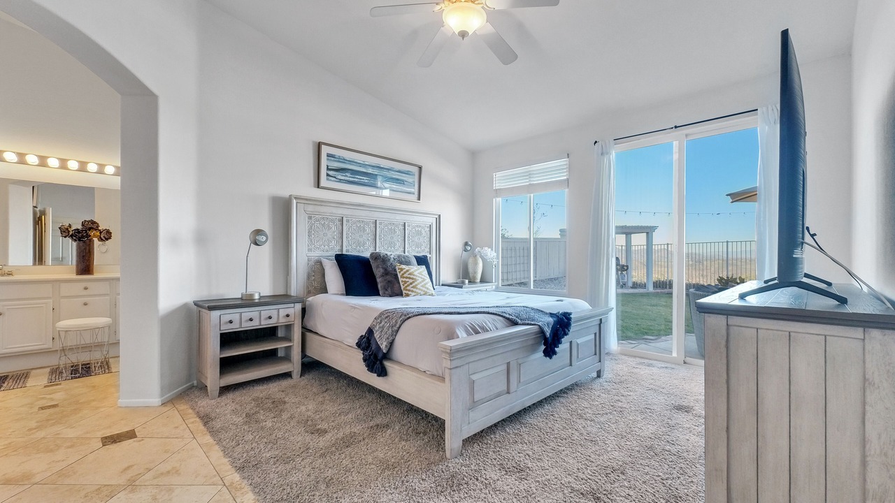 Photo of Bedroom in Lake Elsinore