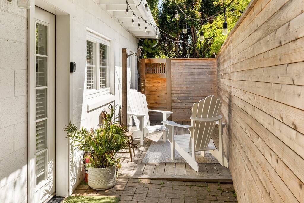 Photo of Patio Balcony in Stinson Beach