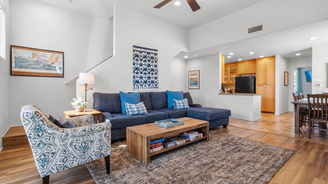 Photo of Livingroom in Pacific Beach
