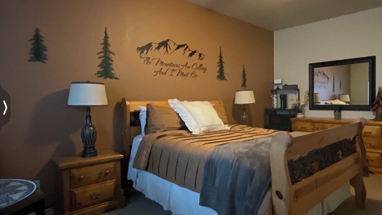 Photo of Bedroom in North Fork