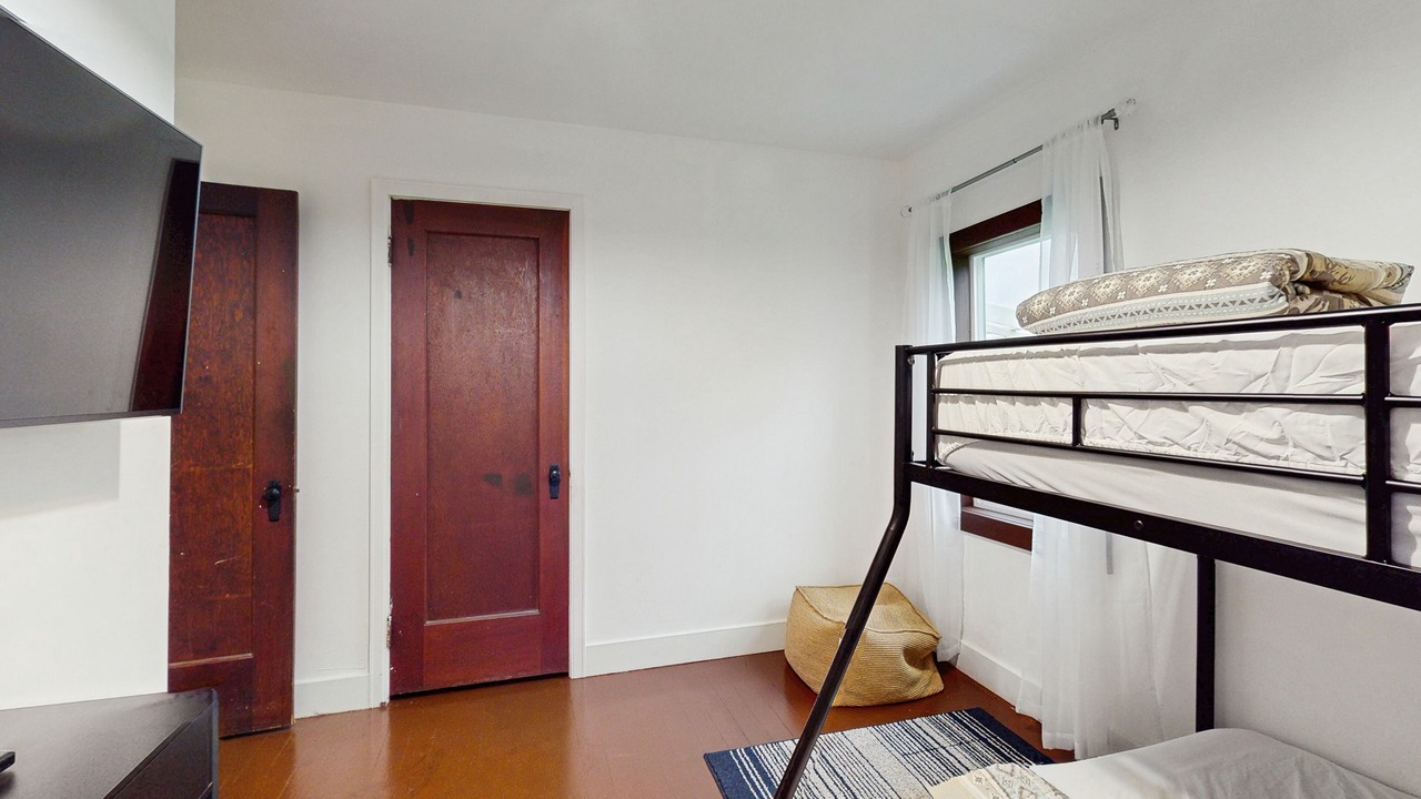 Photo of Bedroom in Orick